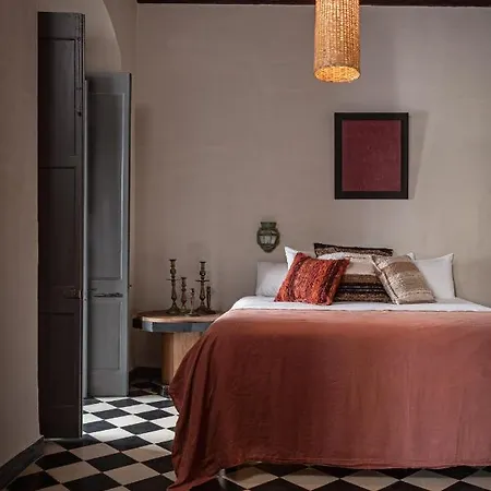 Eole شقة تريفة